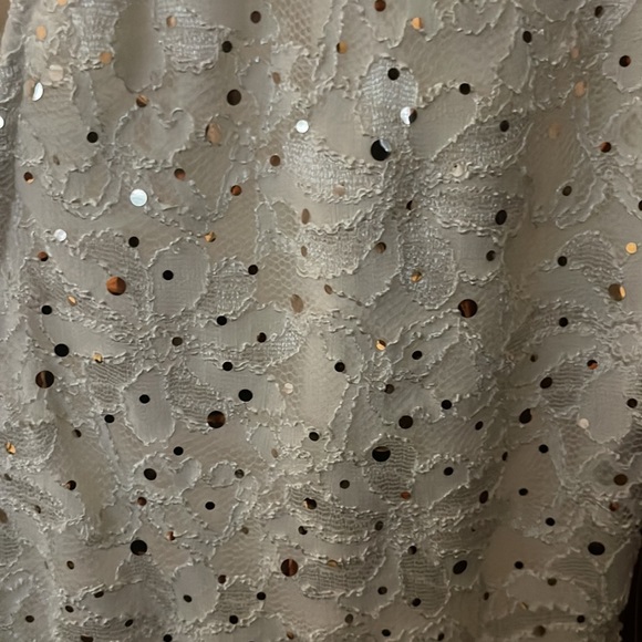 Ivory dress - Picture 2 of 2